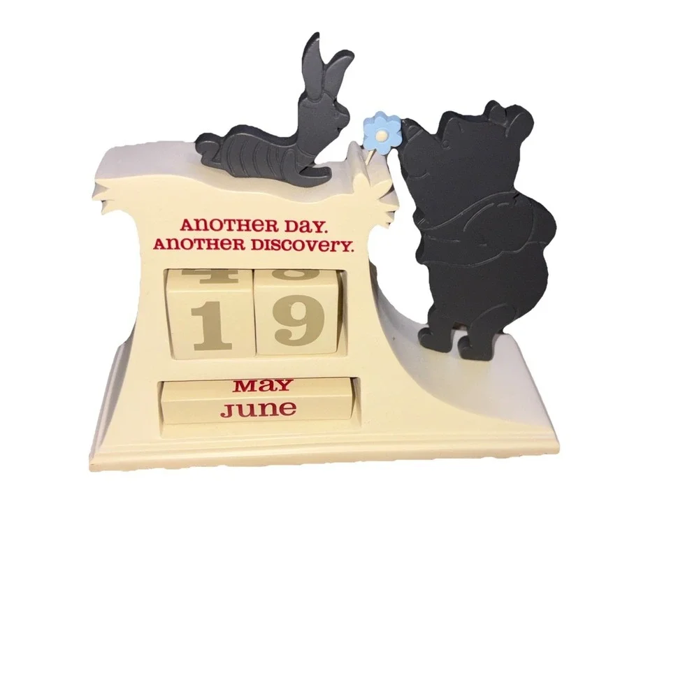 Winnie the Pooh Piglet Perpetual Calendar Another Day Another Discovery Hallmark
